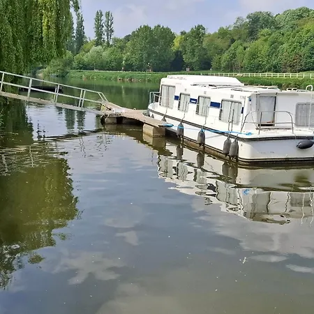 Botel Bateau Sejour En Bord De Mayenne - 9 Pers. - Api-1-46-32