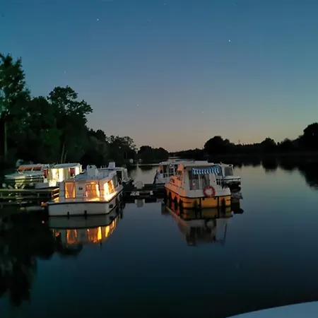 Bateau Sejour En Bord De Mayenne - 9 Pers. - Api-1-46-32 *