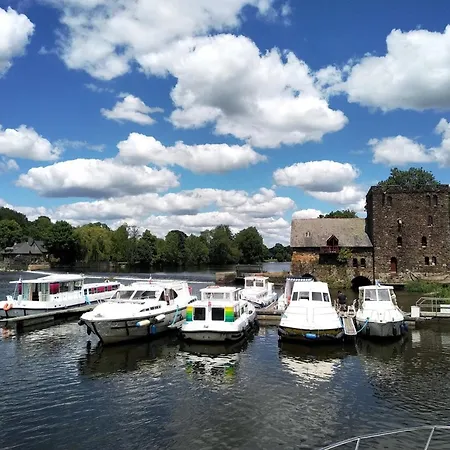 Bateau Sejour En Bord De Mayenne - 9 Pers. - Api-1-46-32 Chenille-Change