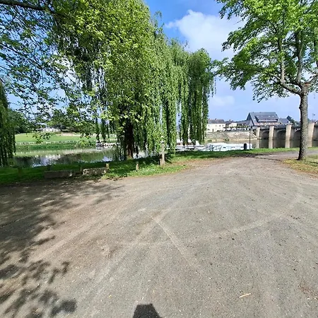 Botel Bateau Sejour En Bord De Mayenne - 9 Pers. - Api-1-46-32 Chenille-Change
